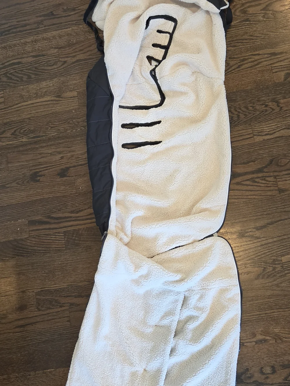Used JJ Cole Bundle Me Winter Toddler Car Seat Cover and Stroller Bunting Bag